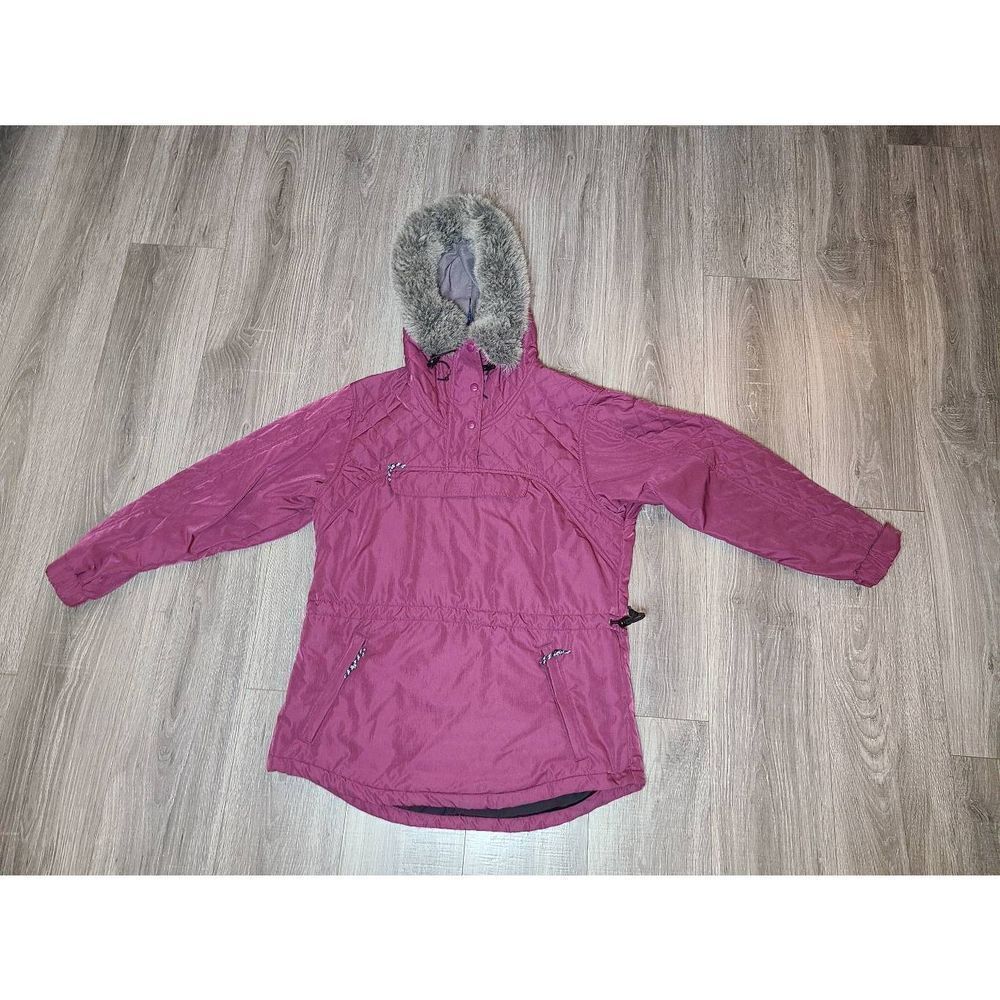 L.L.Bean woman's Anorak/parka/ pullover jacket Size M -reg. Removable fur